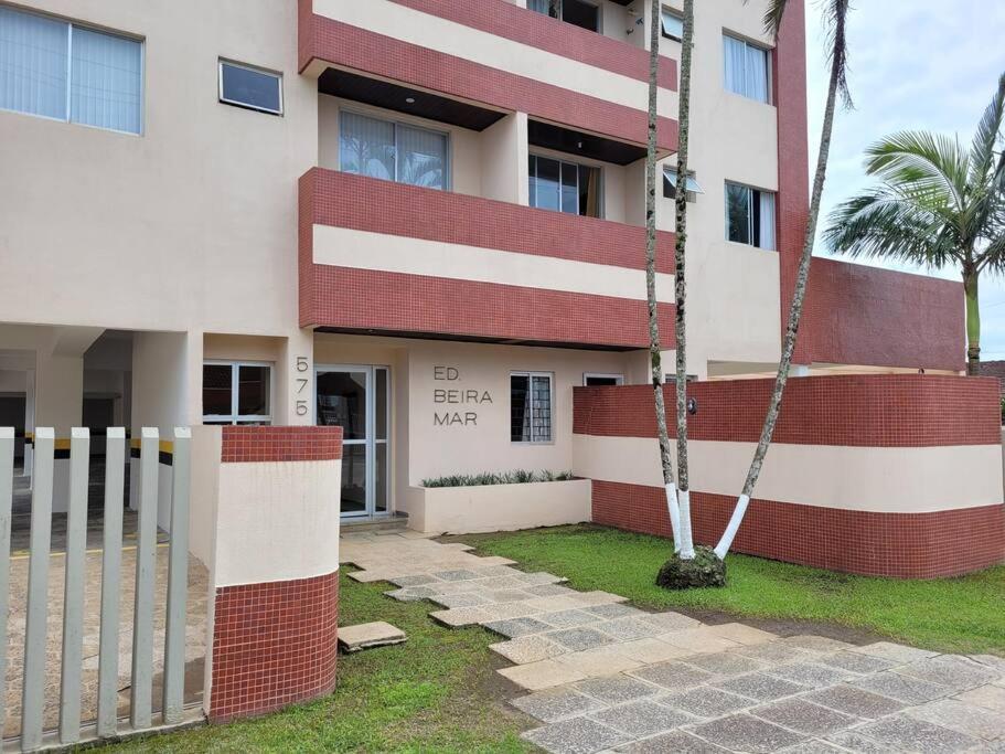 Apartamento Brejatuba Beira Mar Guaratuba Eksteriør bilde